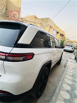 جيب جراند شيروكي